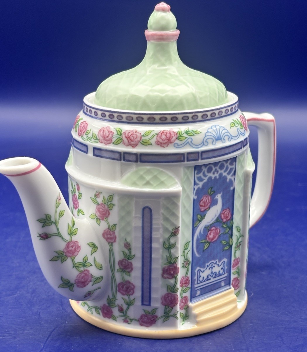 Lenox Teapot English Garden Collection The Aviary 1994