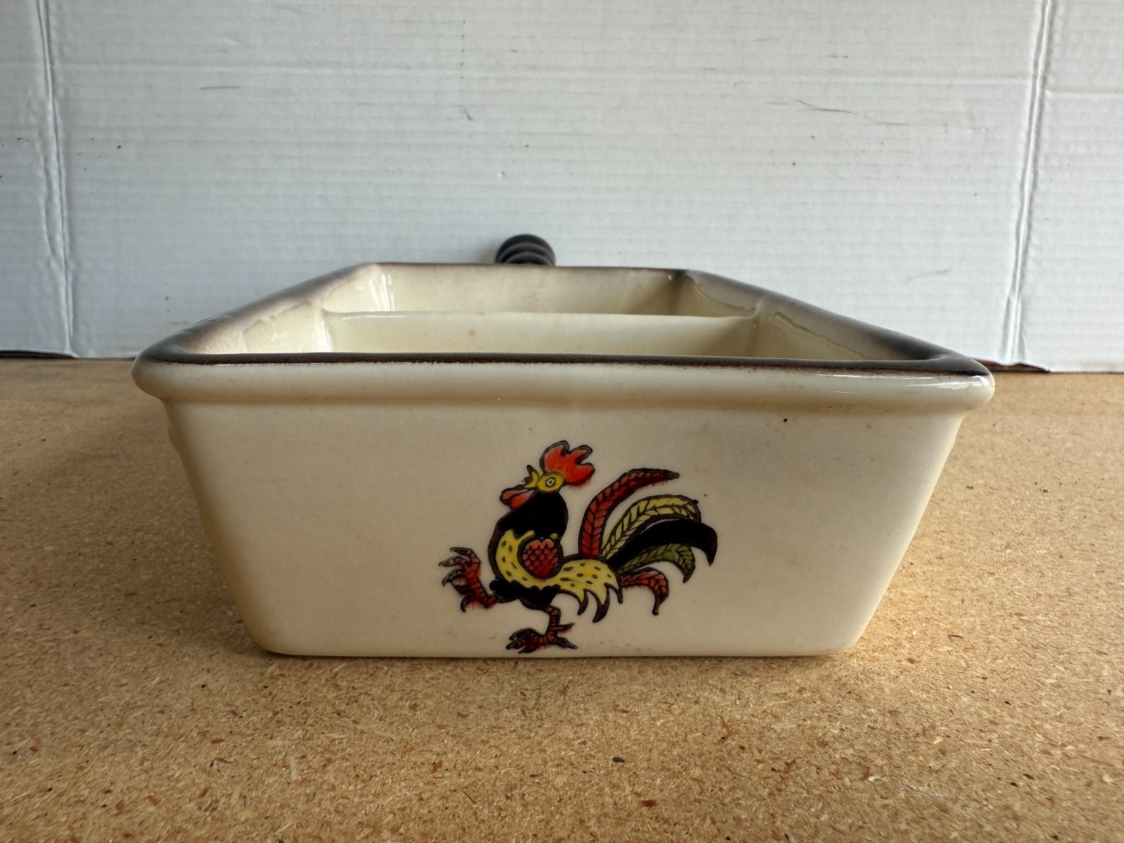 Poppytrail Divided Serving Dish With Handle By Metlox Strutting Rooster 1950’s