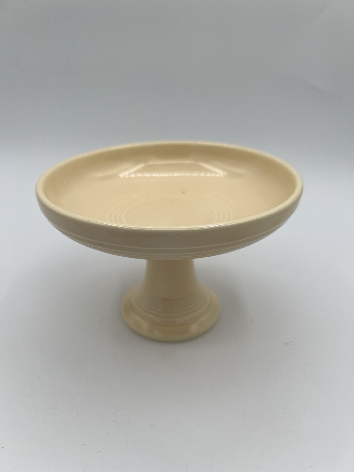 Vtg Fiestaware Sweets compote Ivory pedestal dish 3.5” Tall Fiesta