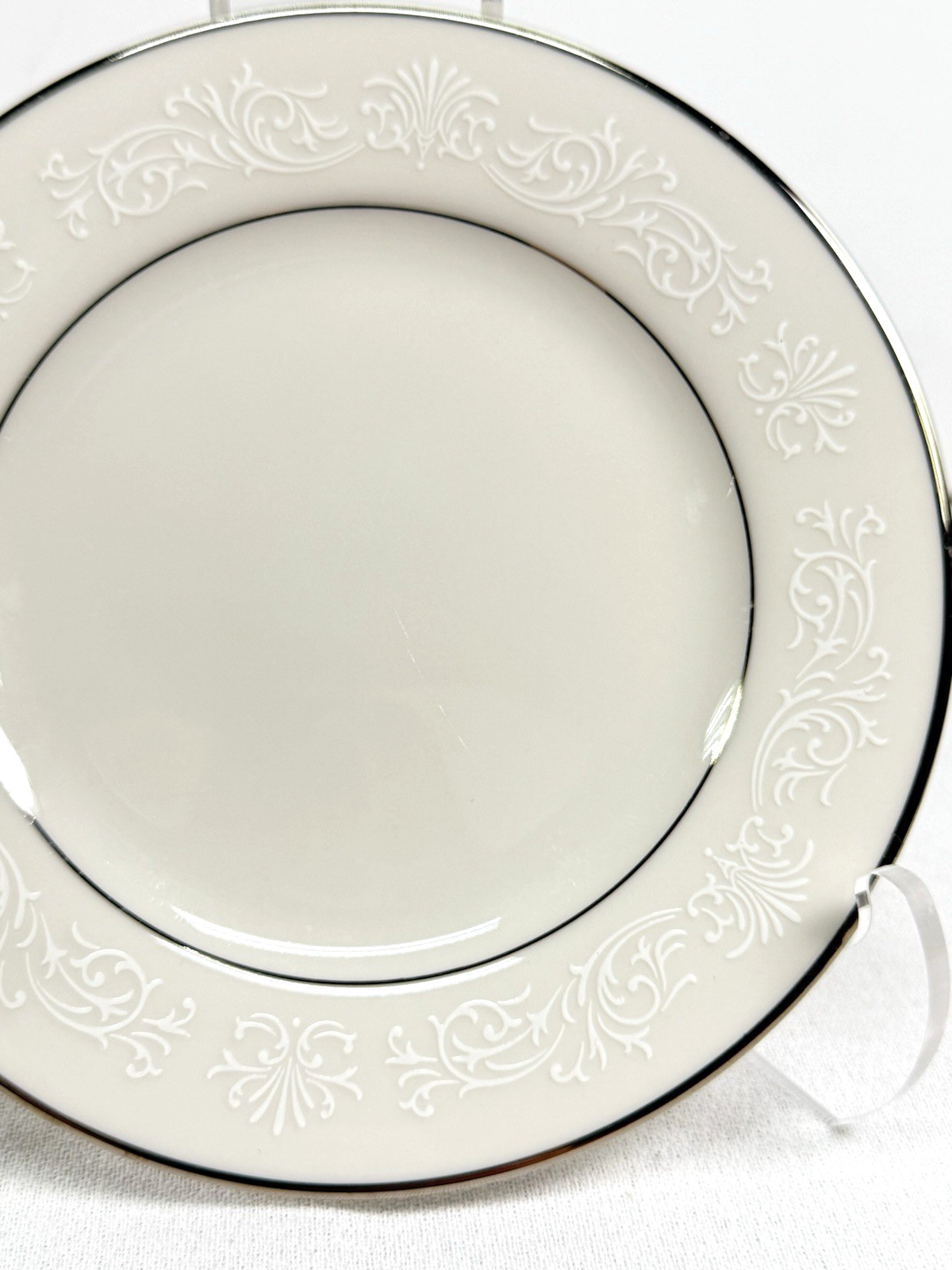 Noritake Ivory China Japan Marseille 7550 Bread & Butter Plates 6 1/4″ Set of 4