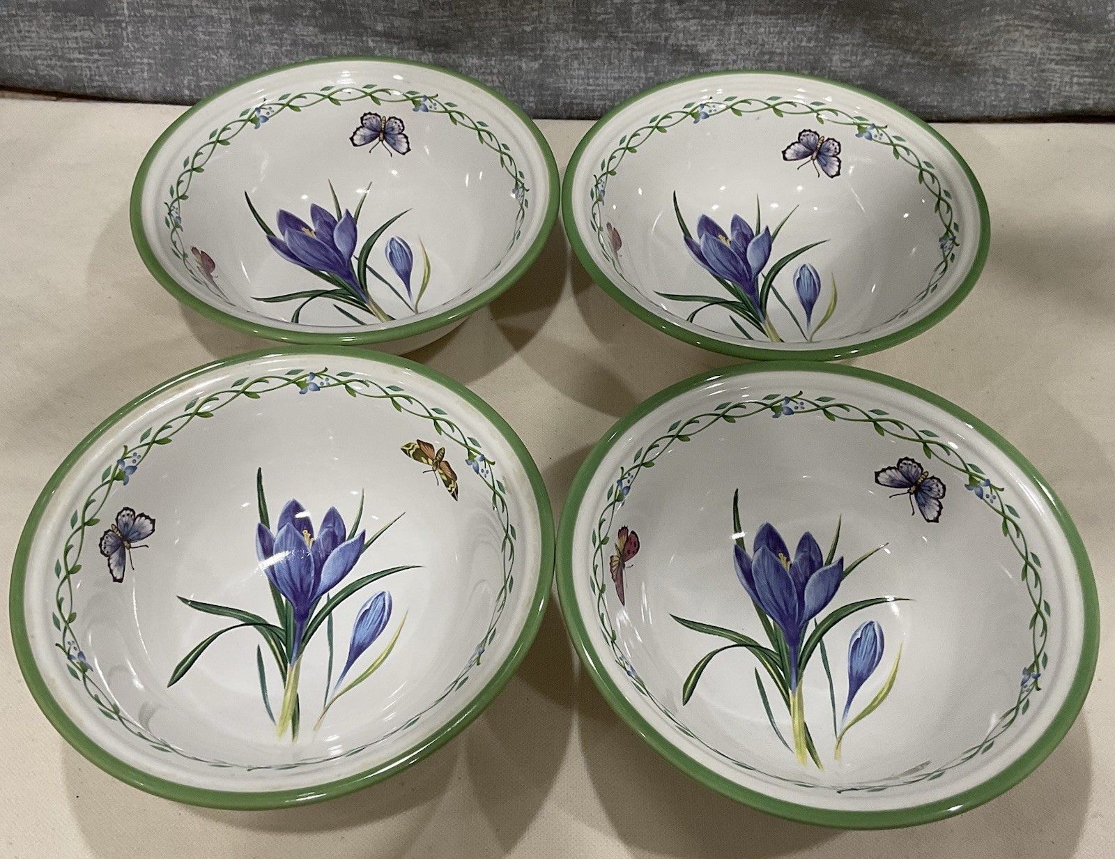 Set of 4 Studio Nova Garden Bloom Y2372 Fruit/Desert/Sauce Bowls 5 1/2″