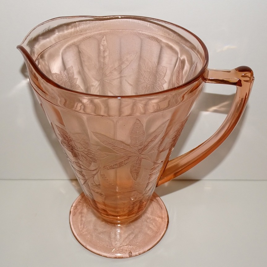 1931 Jeannette 7.75in Poinsettia Pink Depression Glass Footed Cone Pitcher 32oz