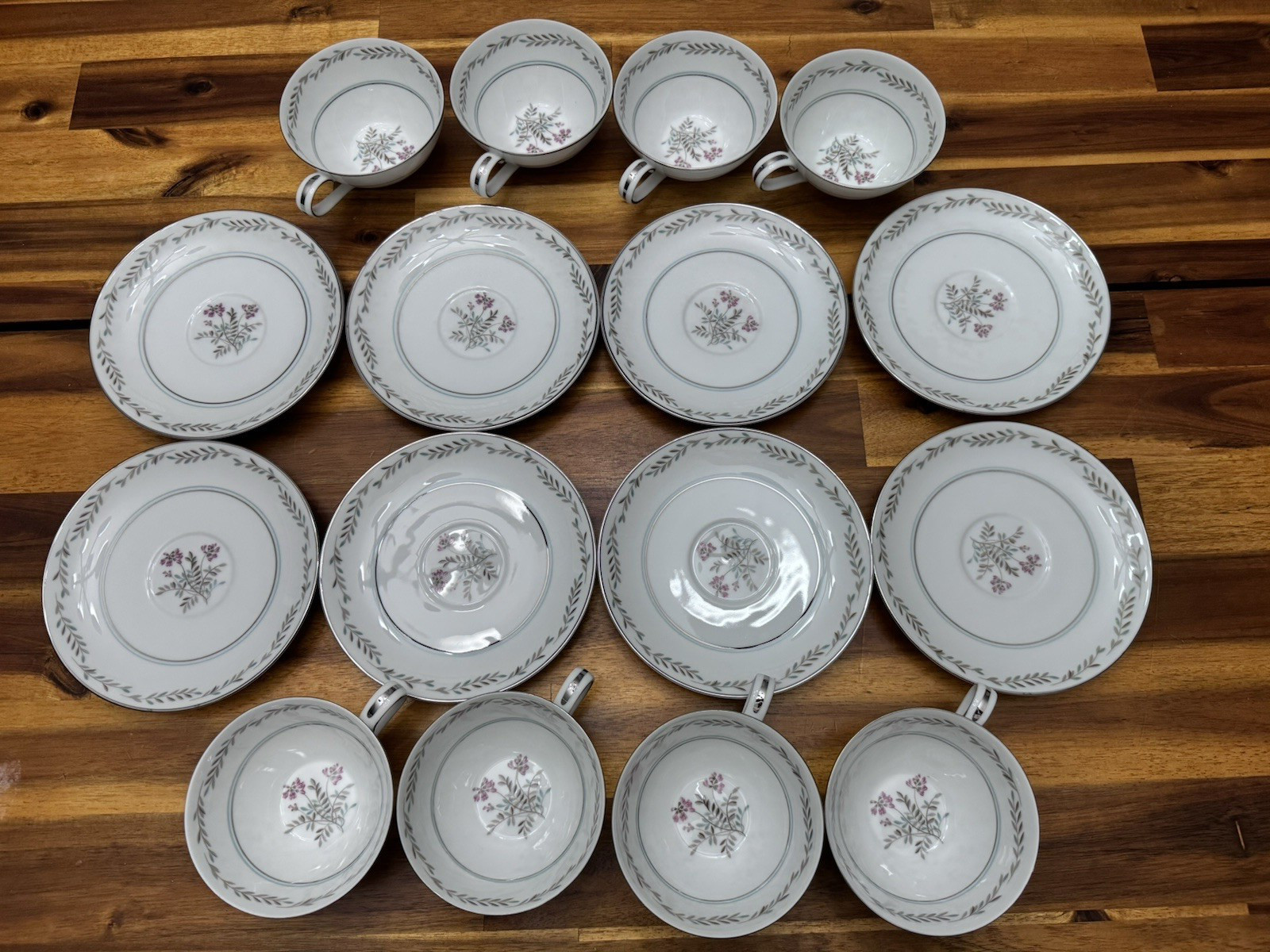 Vtg Noritake China 5608 “Bryce” 56 Piece Set – 8 Place Settings, Floral Pat. EUC