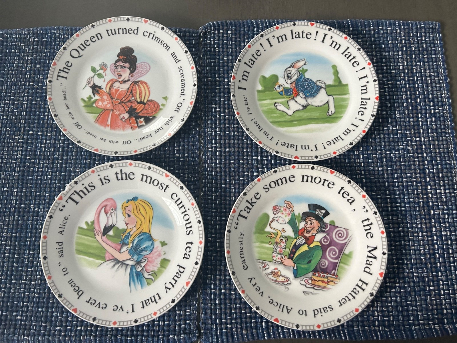 Paul Cardew Alice In Wonderland 7.5″ Dessert Salad 4 Plate Set 150th Anniversary