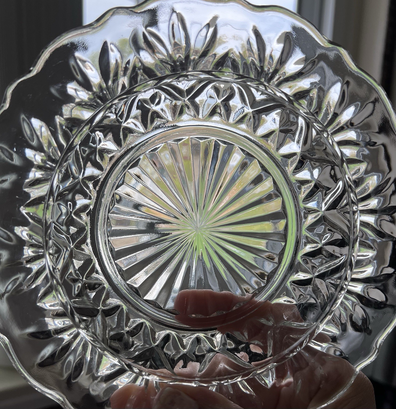 Vintage Anchor Hocking Round Glass Covered Dish Tray Prescut Pattern 7”W