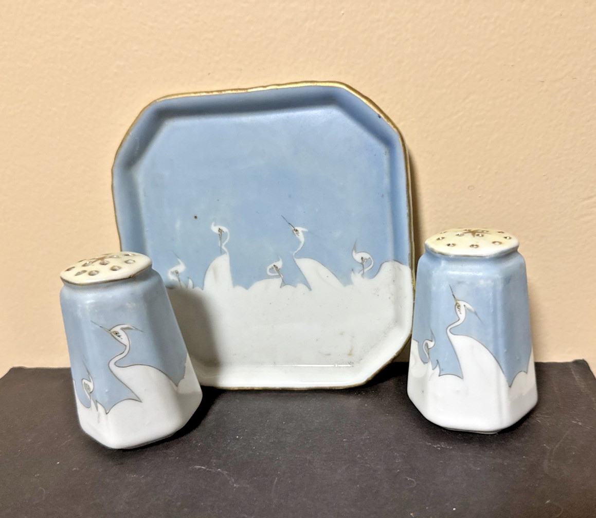 Victory Shofu Crane Bird Salt Pepper Shaker Underplate White Blue Sky Japan