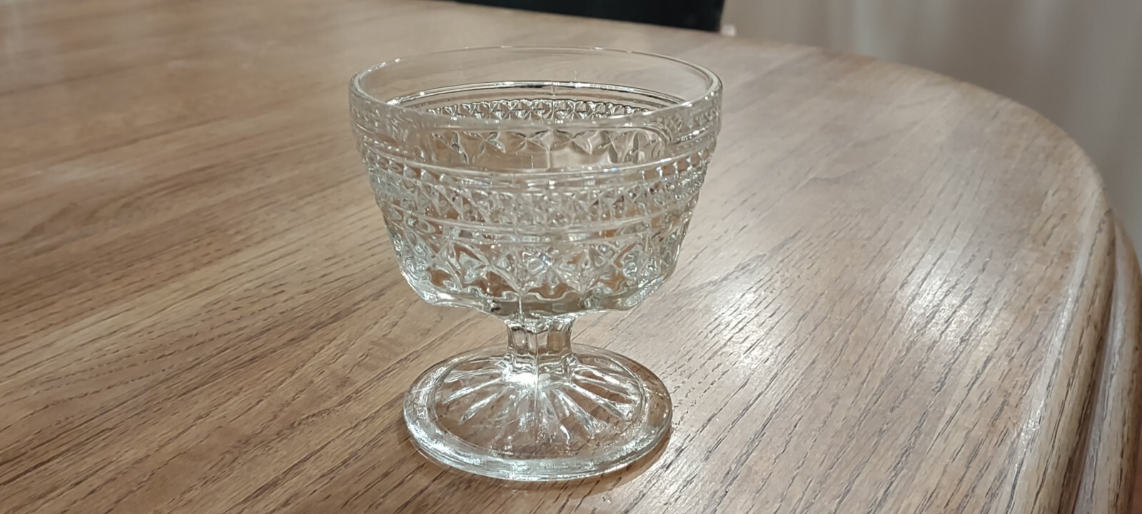Ice Cream Sundae Pedestal Glass Cups, Set of 8, Vintage Dessert Bowls