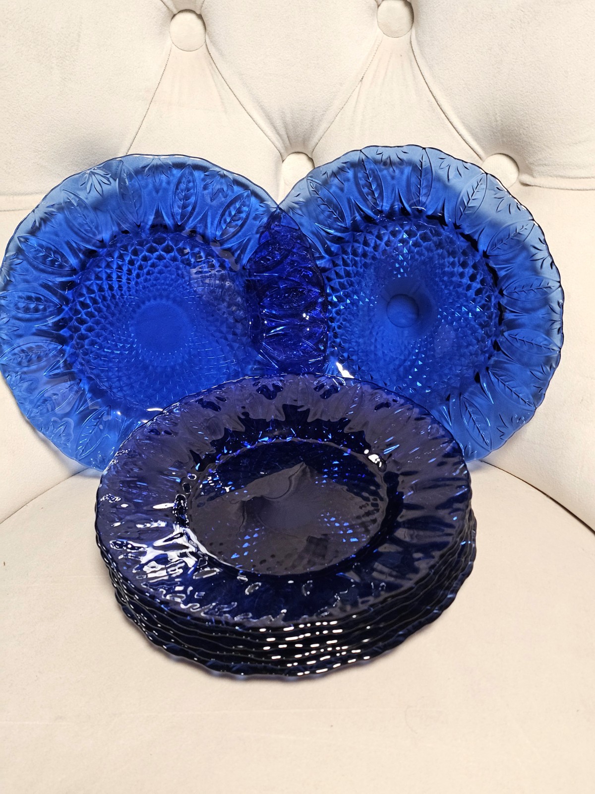 Avon Royal Sapphire Cobalt Blue Glass Set of 8 Salad/Dessert Plates 7.75in