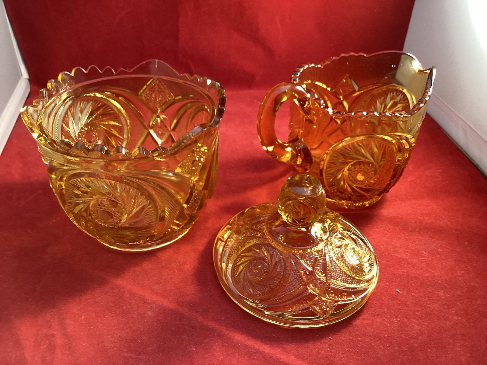 Classic Vintage Amber Pressed Glass Creamer And Covered Sugar Bowl Set Hot!