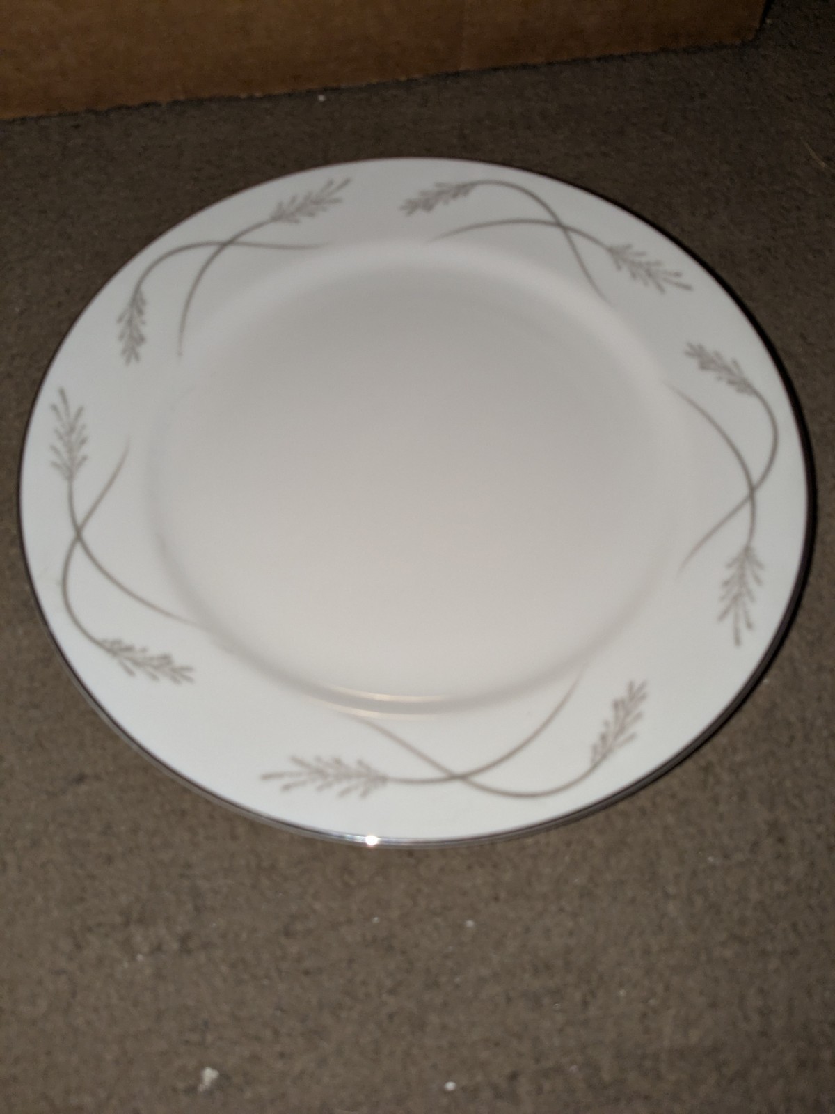 Mikasa Fine China Grace-ine pattern Dinner Plate 10.25″ New Replacement