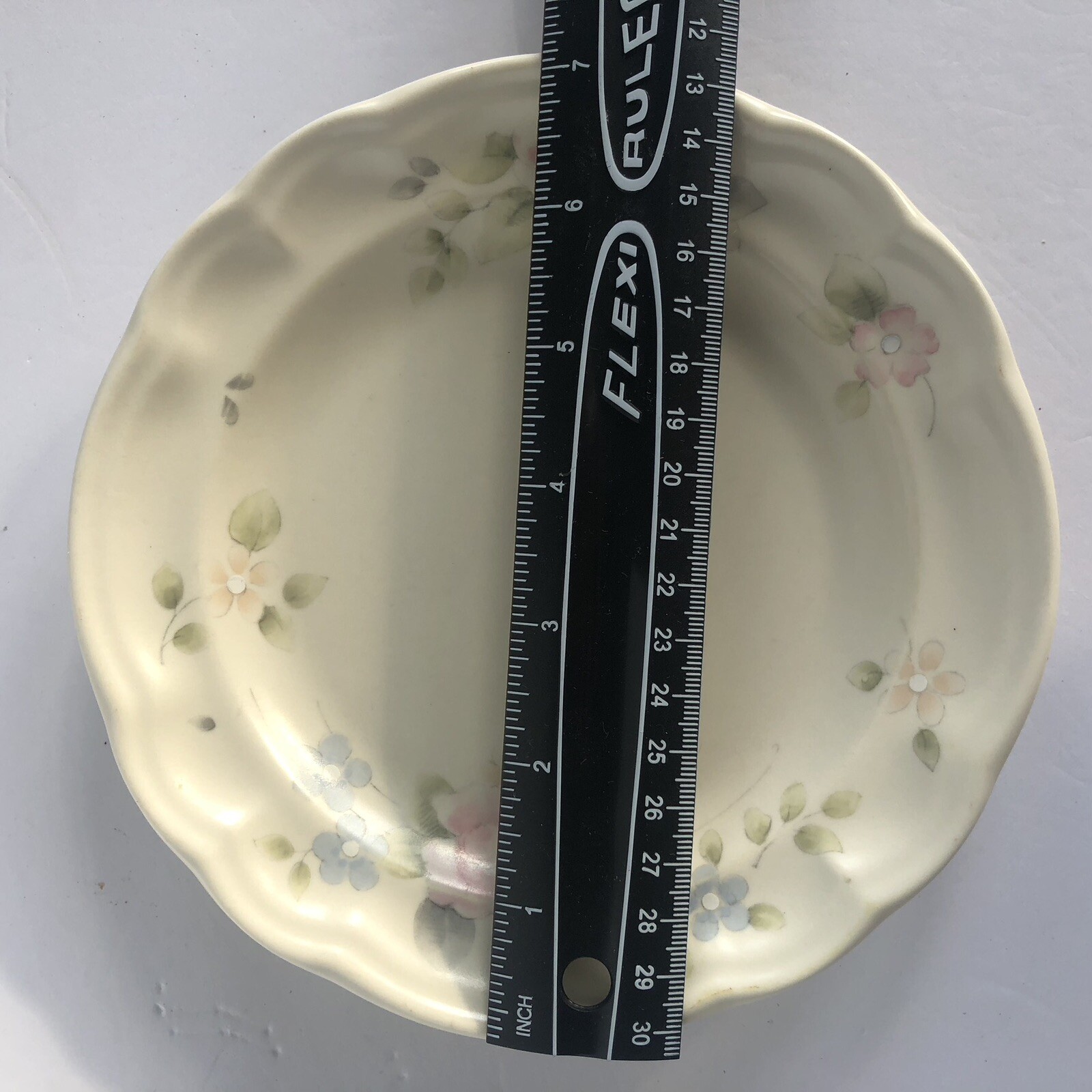 Vintage Pfaltzgraff Tea Rose Salad Plates 7.25″ USA Stoneware Ivory Set of 5