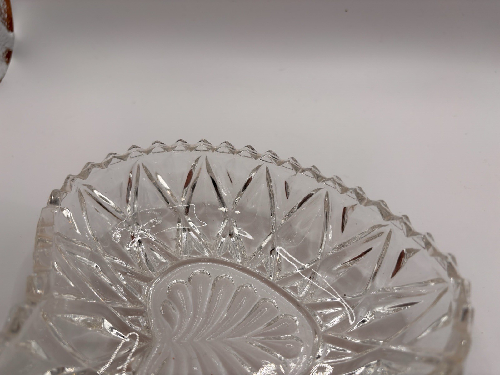 Vintage Clear Pressed Cut Glass Heart Shaped Candy Trinket Dish Sawtooth Rim 5.5