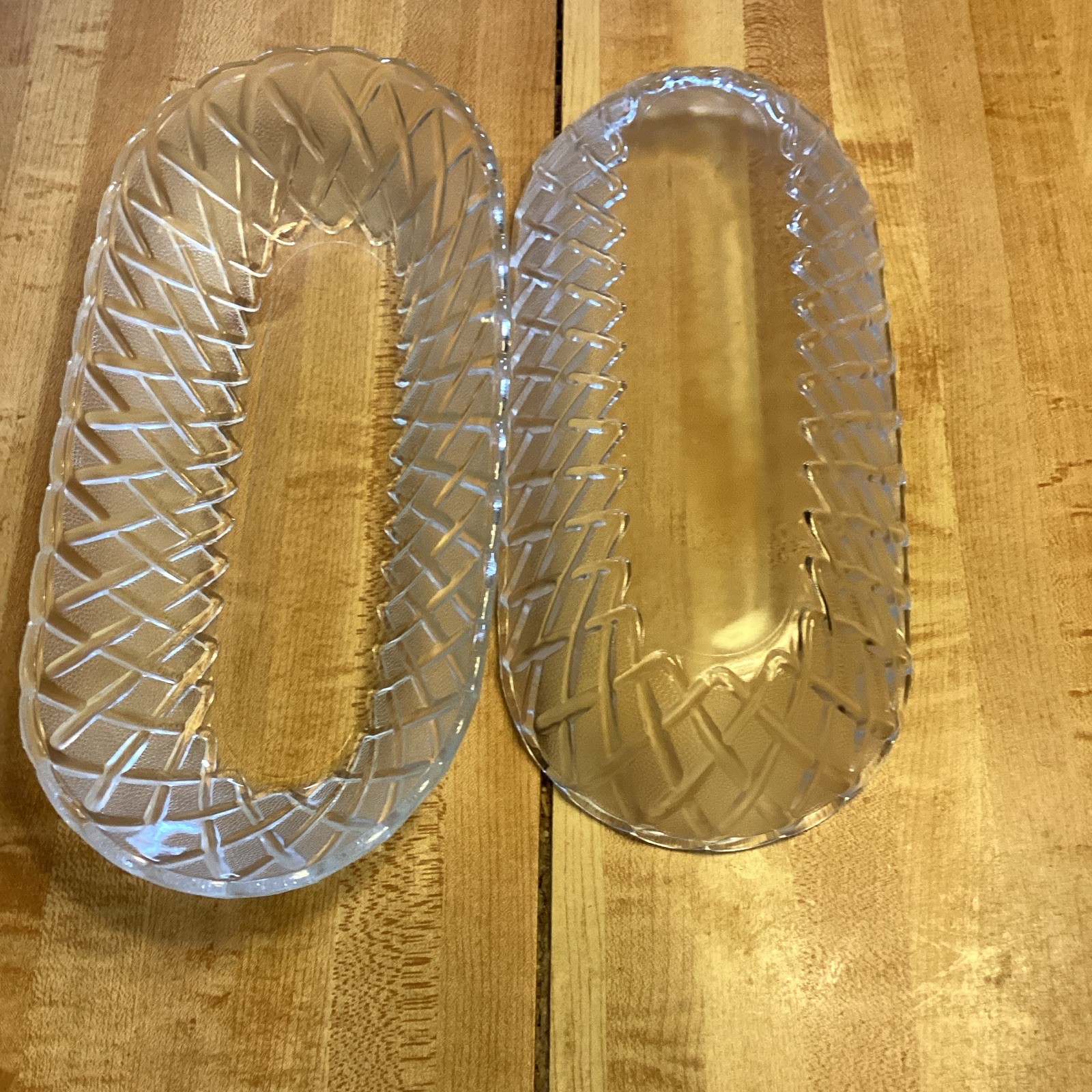 Unmarked Clear Pressed Glass Oval Bowl Set of 2 Diamond Pattern Serving Dish