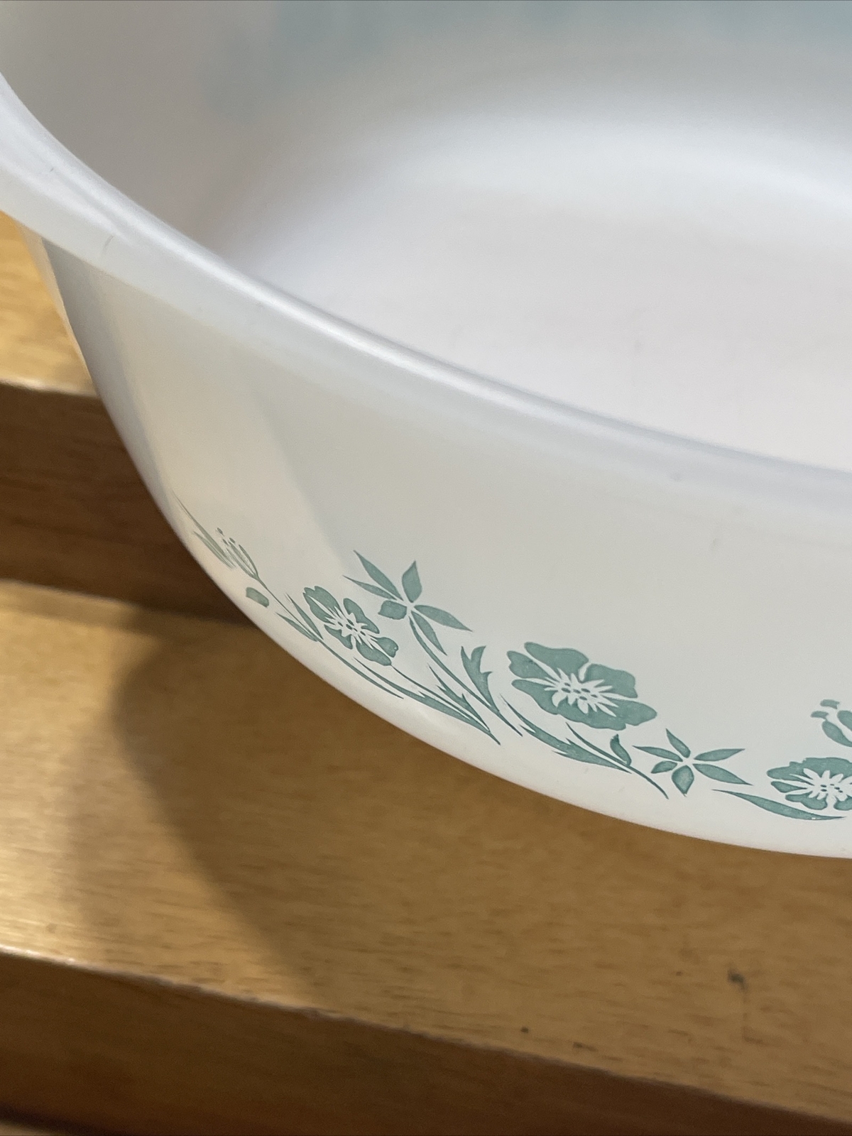 Vintage Glasbake Jeannette Glass Maid of Honor Bake and Serve 2 Qt.