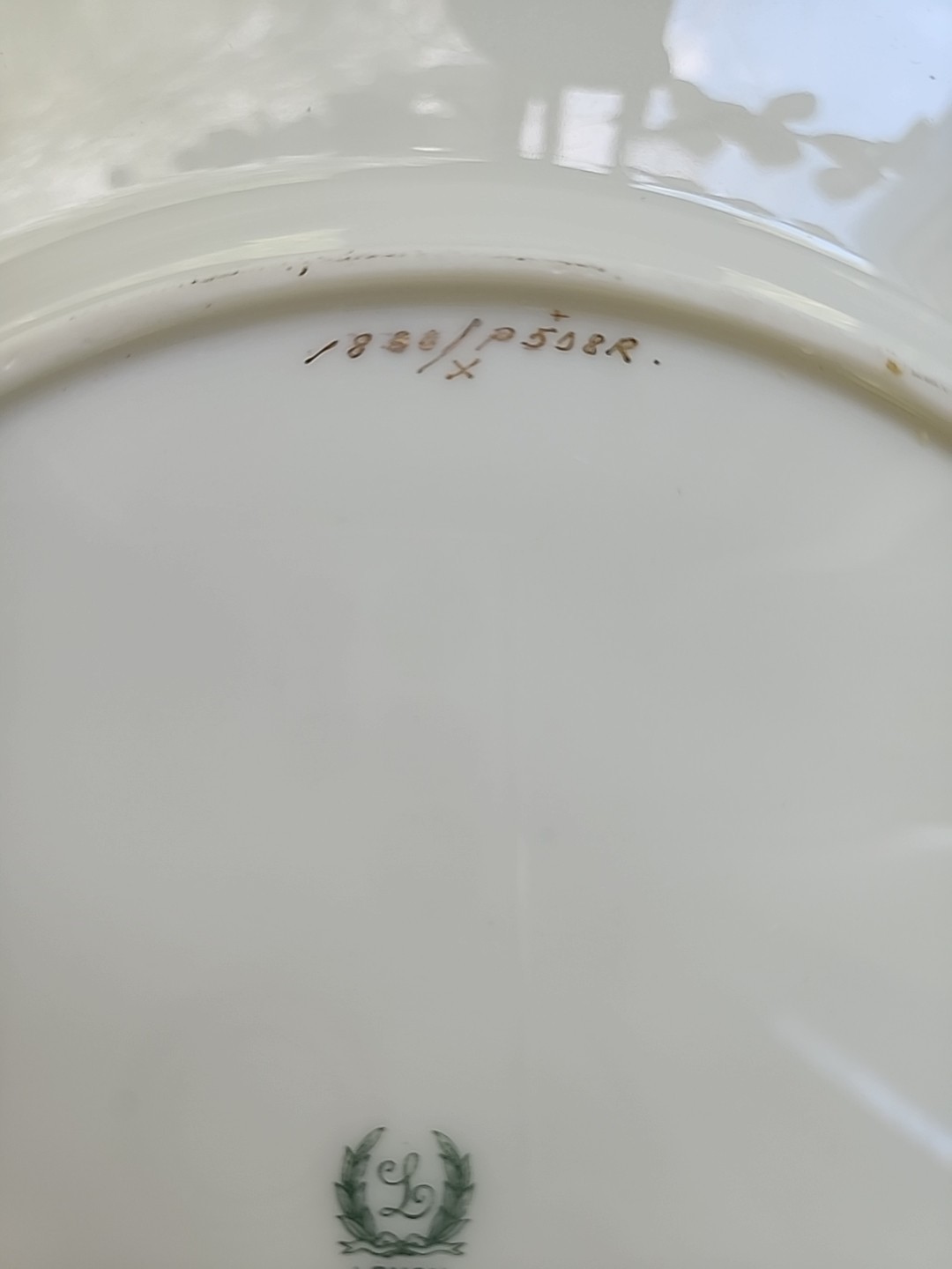 Vintage Lenox Service Plate Maroon Red Gold Encrusted Urn Pattern 1830/P508R
