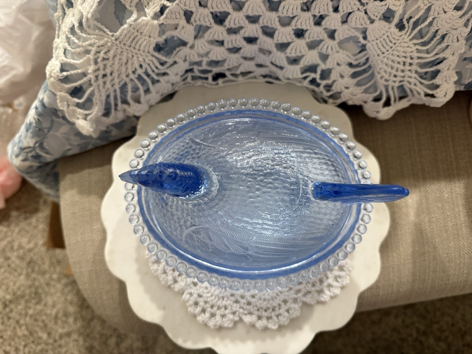 Vintage Indiana Glass Cornflower Blue Hen On A Nest Mint