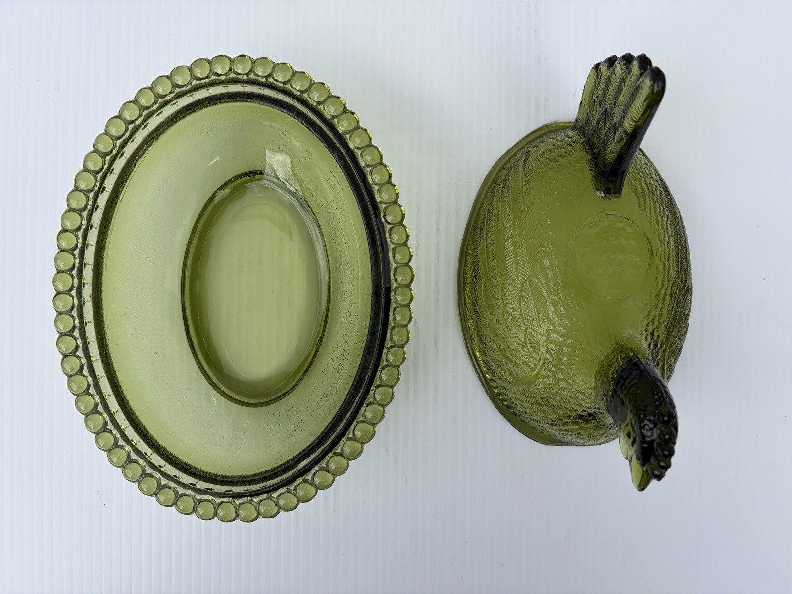 Vintage Indiana Glass Green Pressed Glass Hen on Nest Bowl Beaded Rim HON *read*