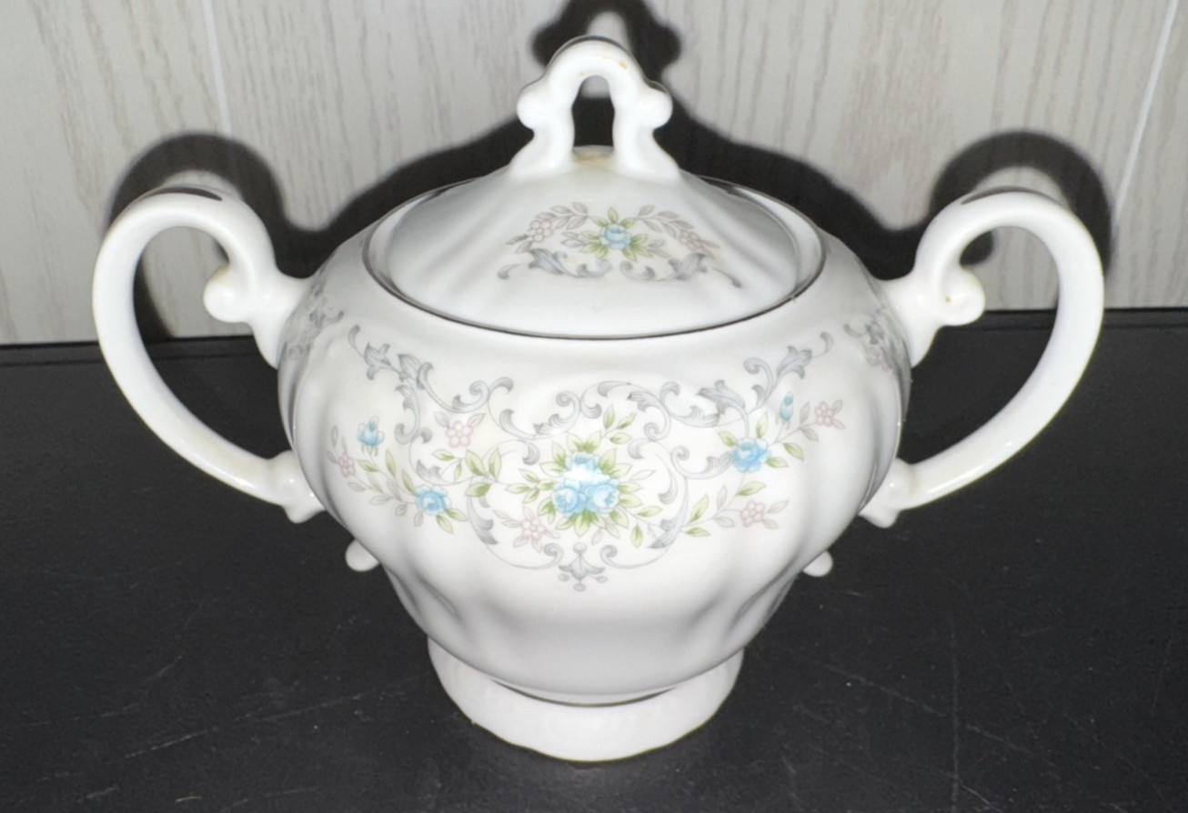 VINTAGE 3 pc NORLEANS THERESA JAPAN 8oz CREAM & SUGAR with LID FINE CHINA 1964-