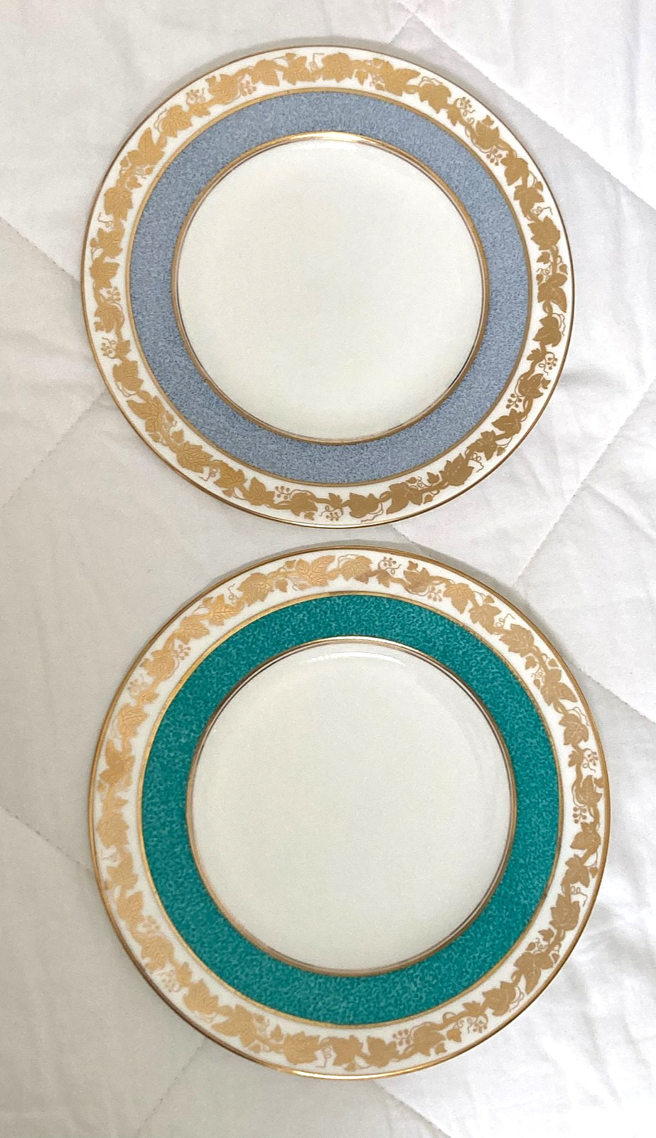 Vintage WEDGWOOD BONE CHINA Made in England 8 1/8″ SALAD PLATES Gold Trim SET 2