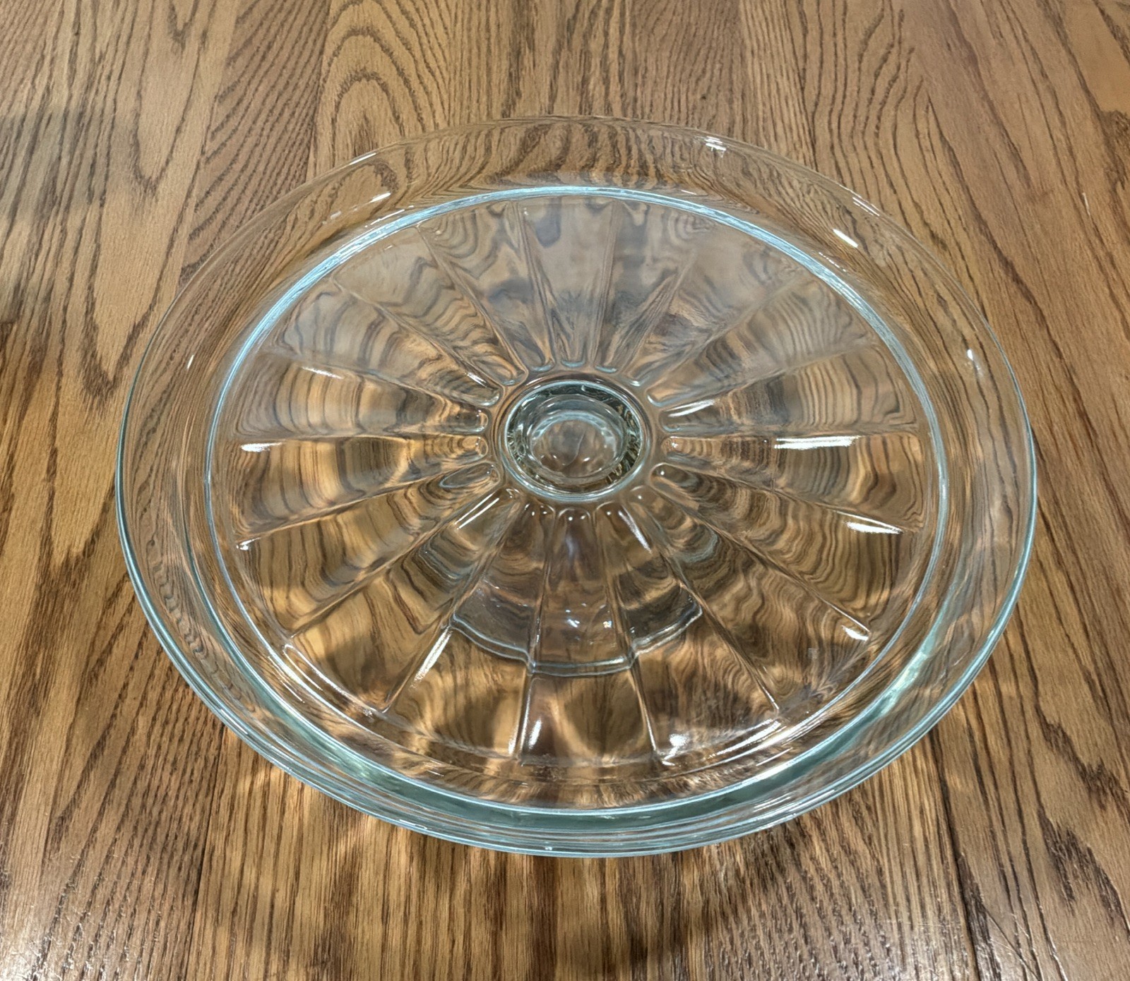 VTG Indiana Glass Elegance, Footed Cake Plate W/ Dome 13” D Sencile Snowflakes