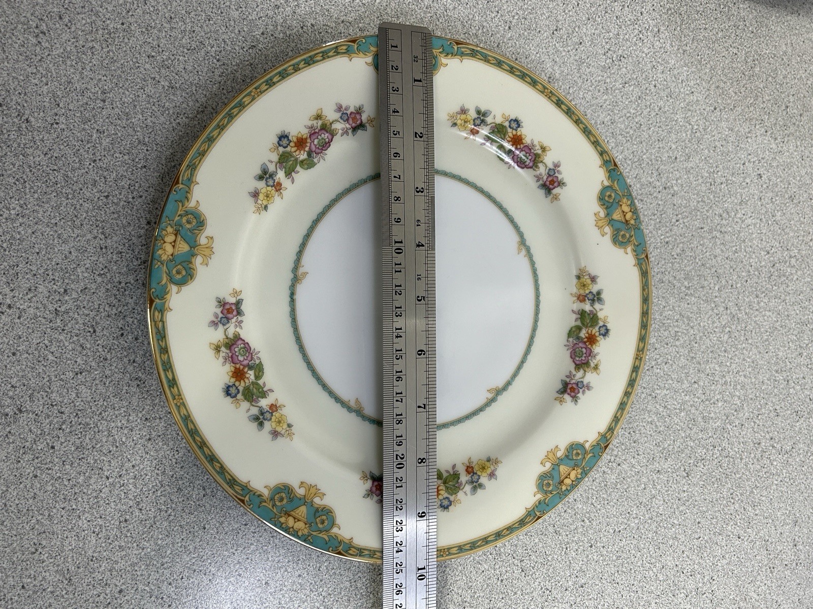 Meito Japan China Madrid Dinner Plate Set 6 Plates ~ Gold Rim Multicolored