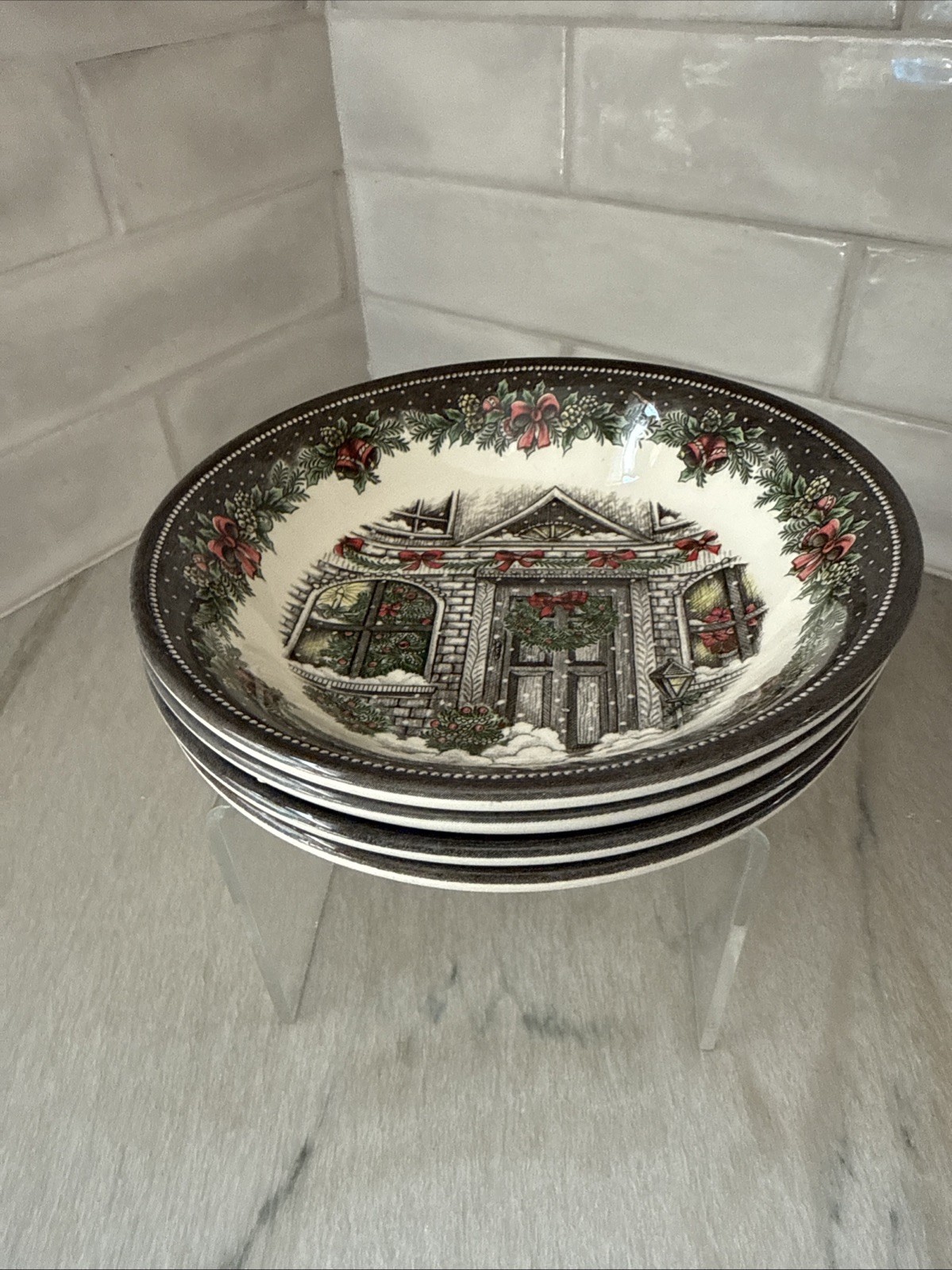 Set 4 Royal Stafford Christmas Home Door Wreath Bowl Cereal Soup 7″ NWOT Disc