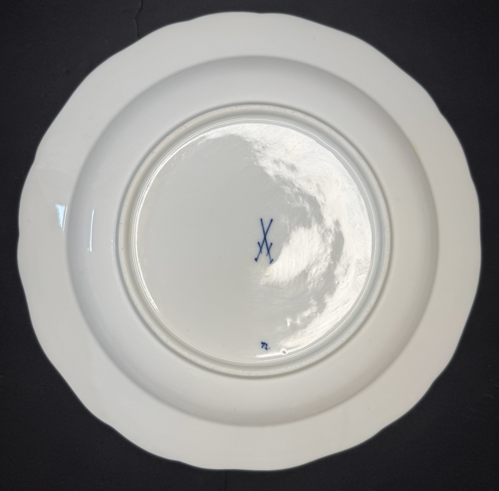 Antique Meissen Blue Onion Dinner Plates Set Blue White Rimmed Sword Backstamp
