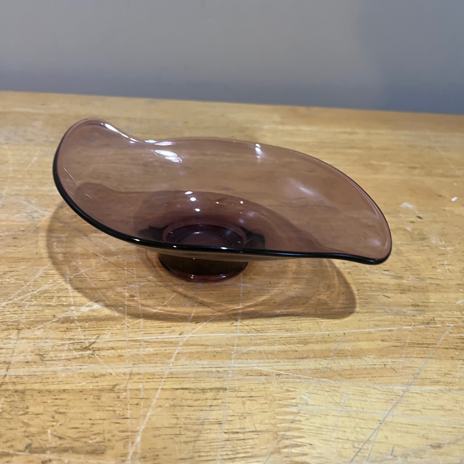 Vtg Viking Glass Amethyst Purple Mid Century Modern Oblong Asymmetrical Bowl