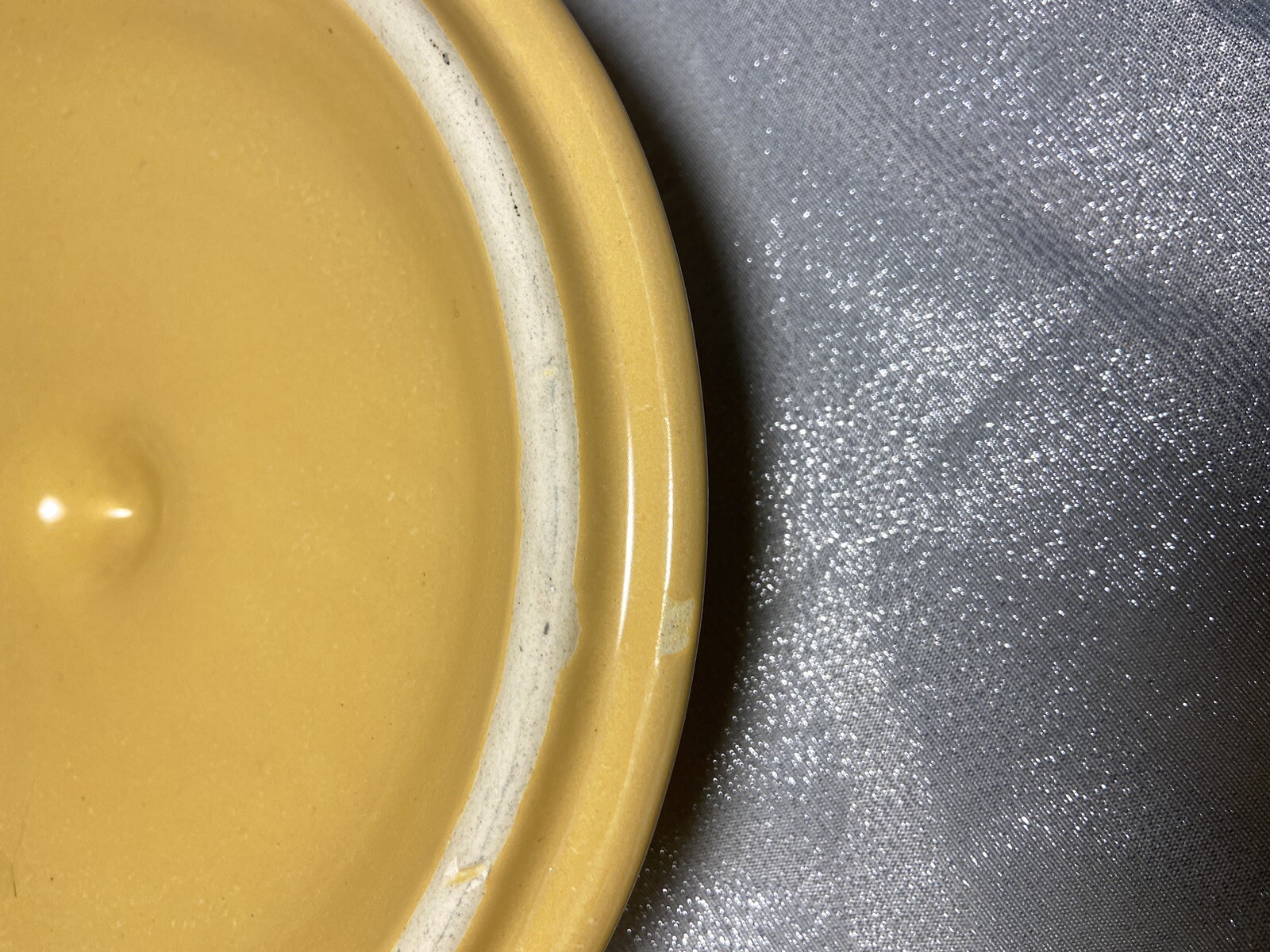Vintage La Solana Yellow Pottery Stoneware Ceramic Covered Casserole Pan 8.25″