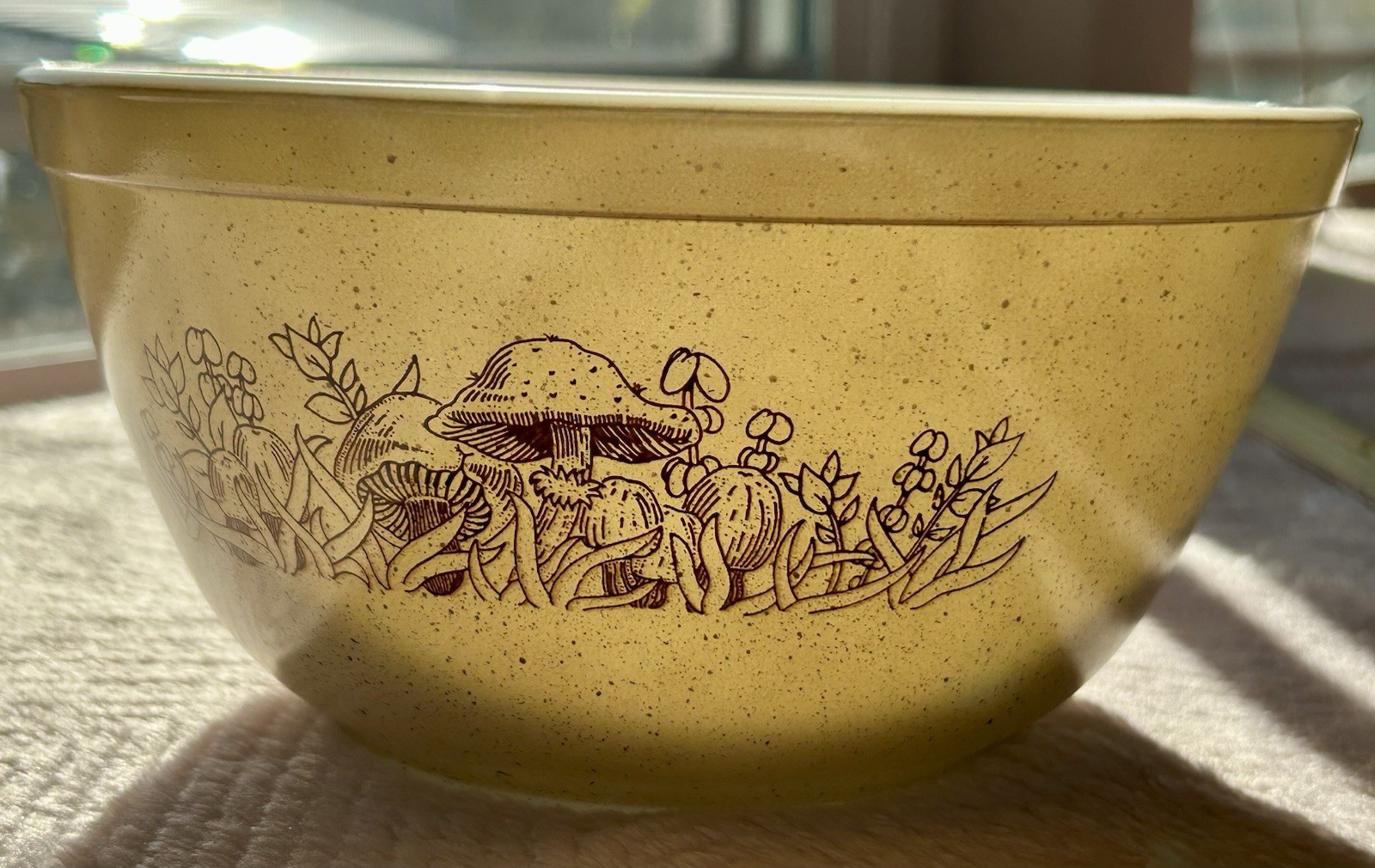 Pyrex Forrest Fancies Mixing Bowl Set Of 4 In Orig Box 401 402 403 404 Rare EUC