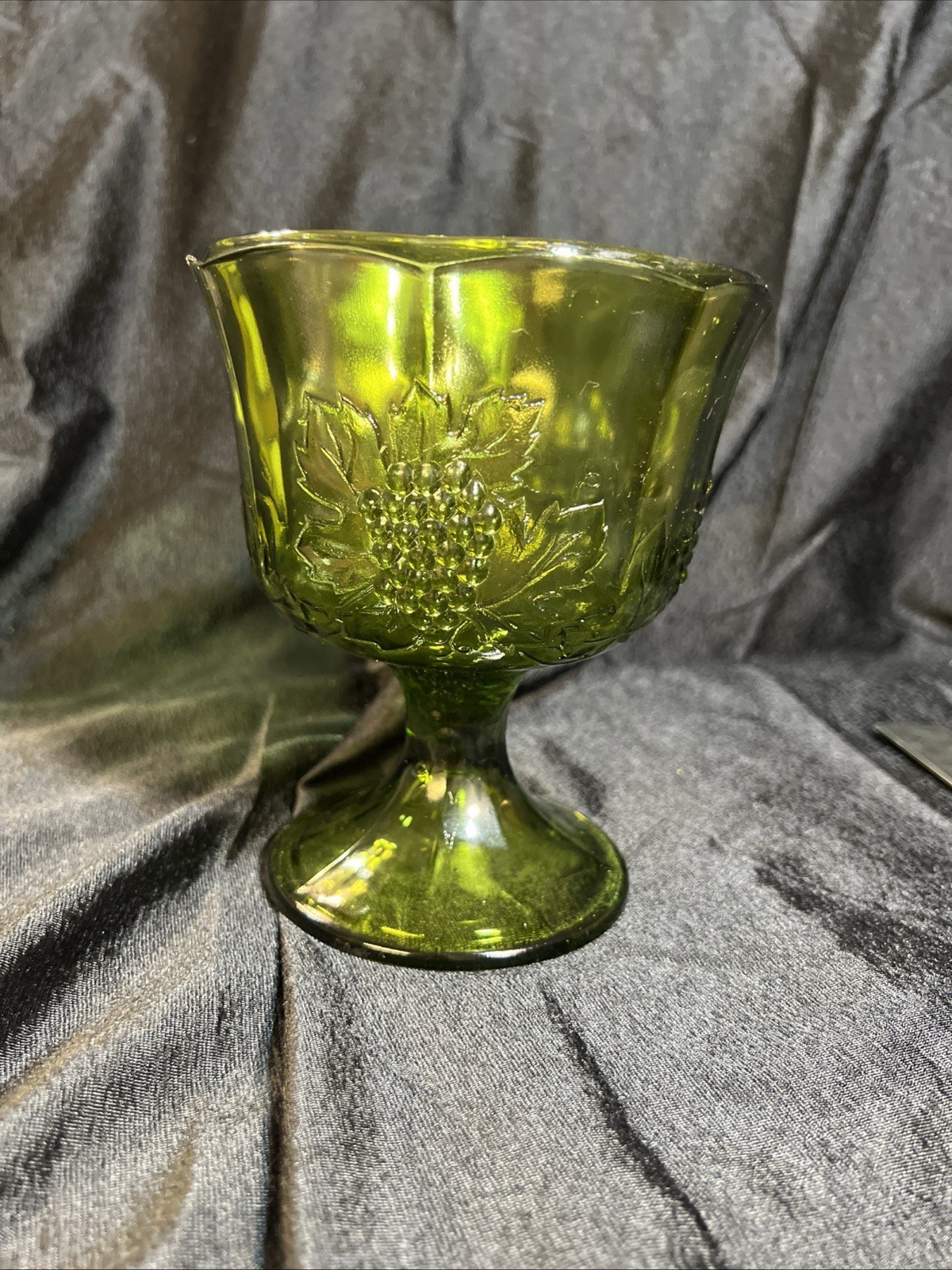 Vintage Indiana Glass Colony Harvest Pedestal Bowl Grape Avocado Green (2222)