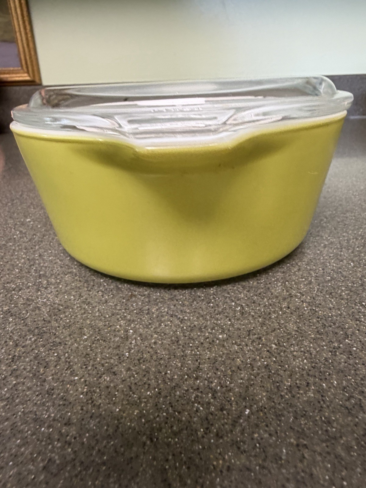 Vintage Pyrex Green #472 One Pint Casserole Dish with Glass Lid