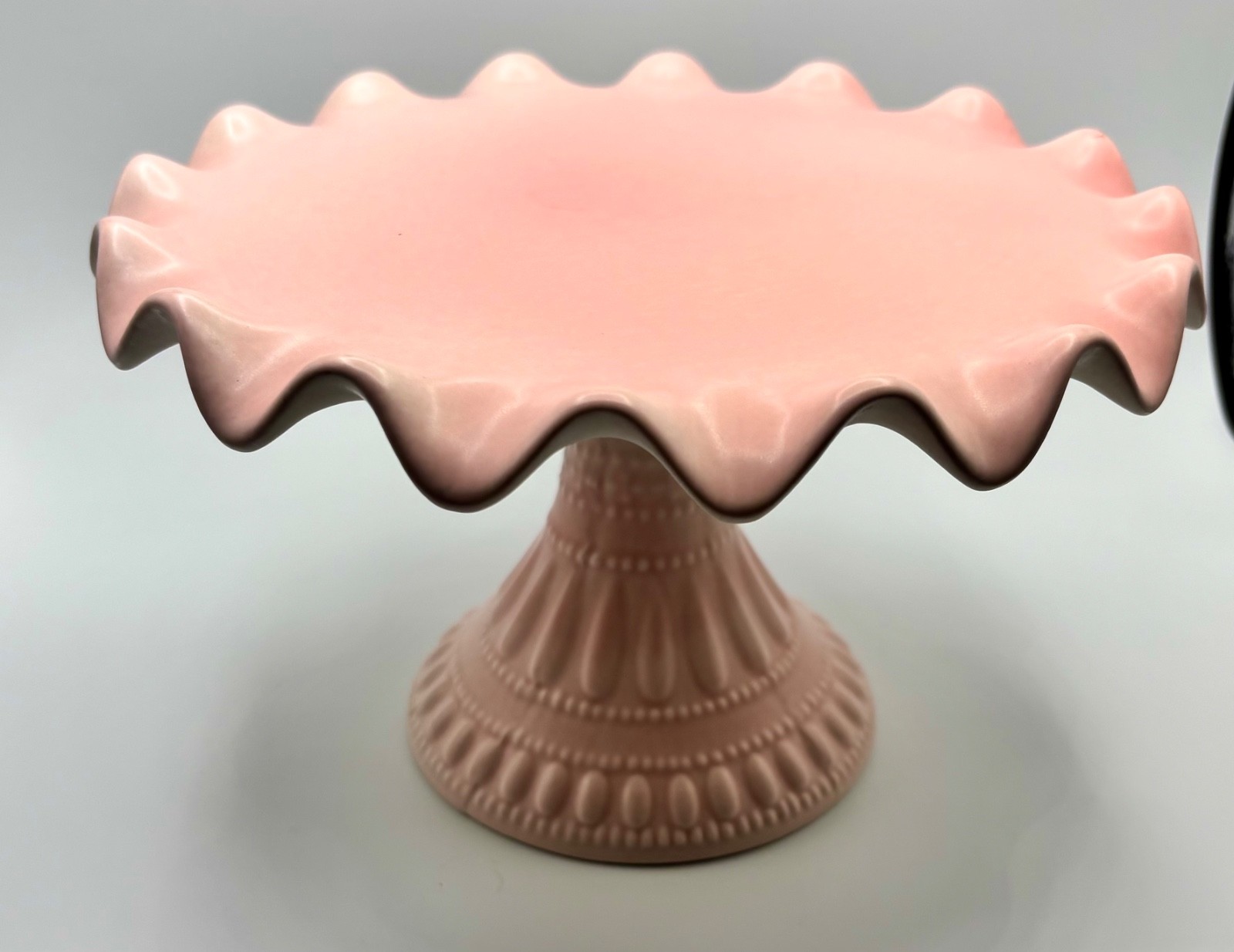 Glitterville Handmade Pink Ceramic Ruffled Pedestal Cake Stand 7.75″ x 5″