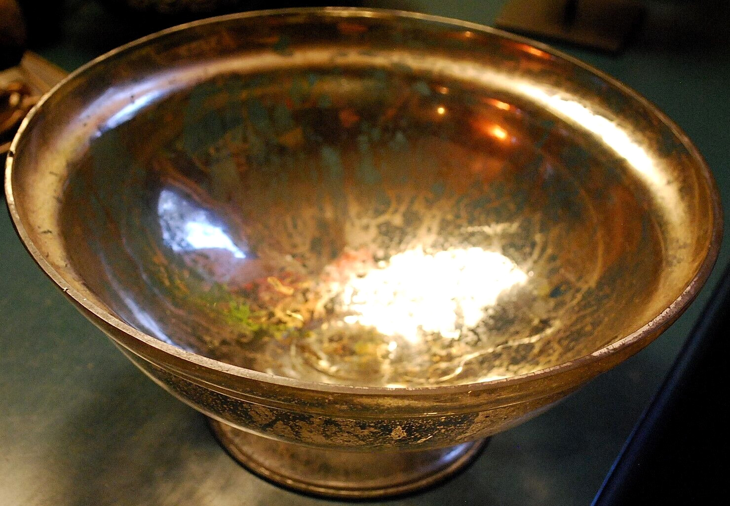 Antique Victorian SILVERED MERCURY GLASS BOWL Pedestal Base HAND BLOWN 9.25″