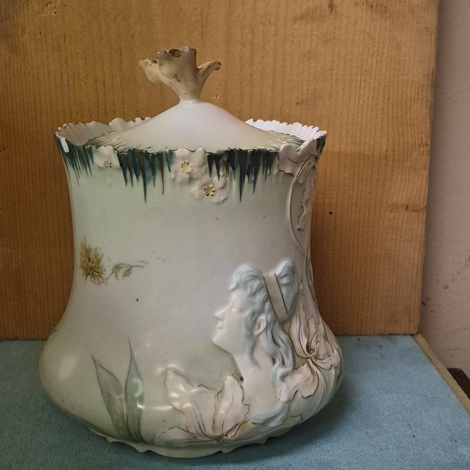 Antique RS Prussia Hidden Image Porcelain Biscuit Cracker Jar Art Nouveau