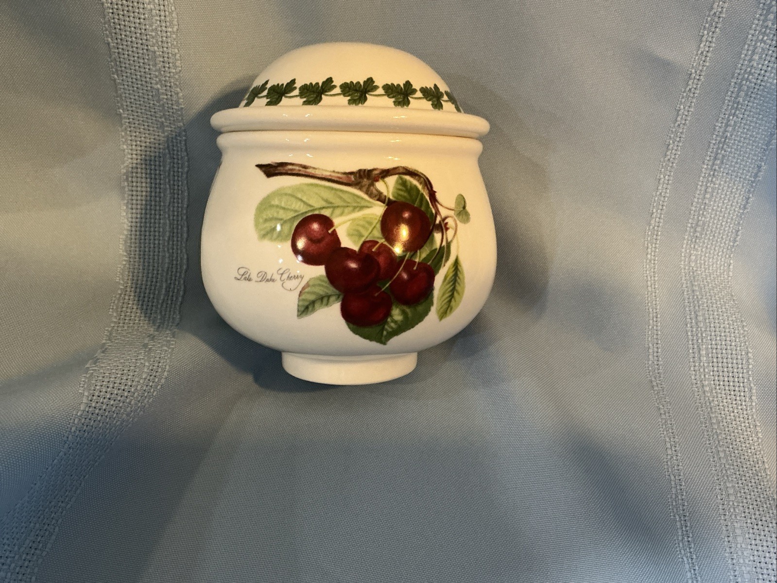 Portmeirion Pomona 3 Fruit Covered Sugar Bowl