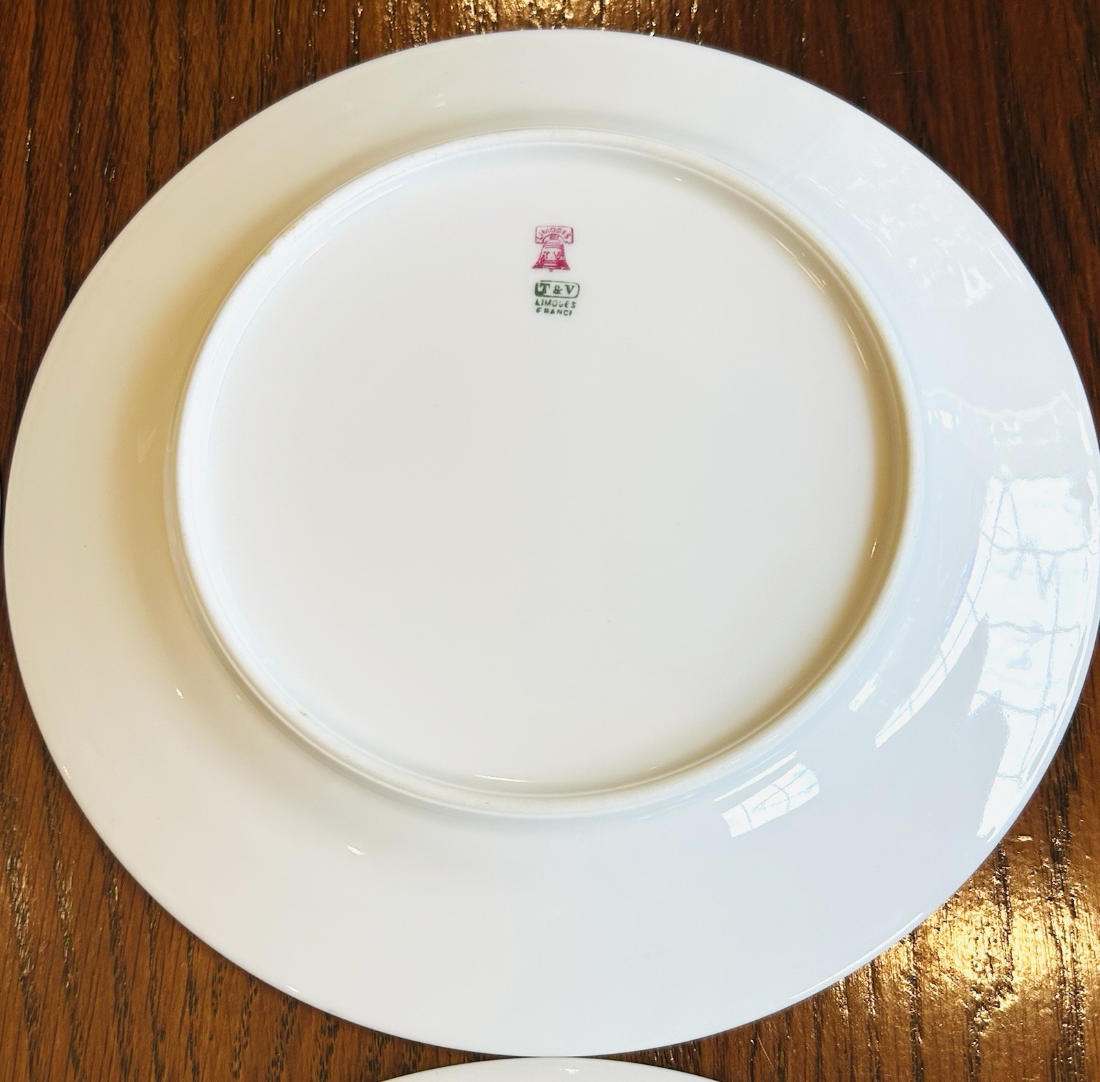 4-VTG Limoges France T&V Tressemanes & Vogt gold leaf/vine border Salad Plates B