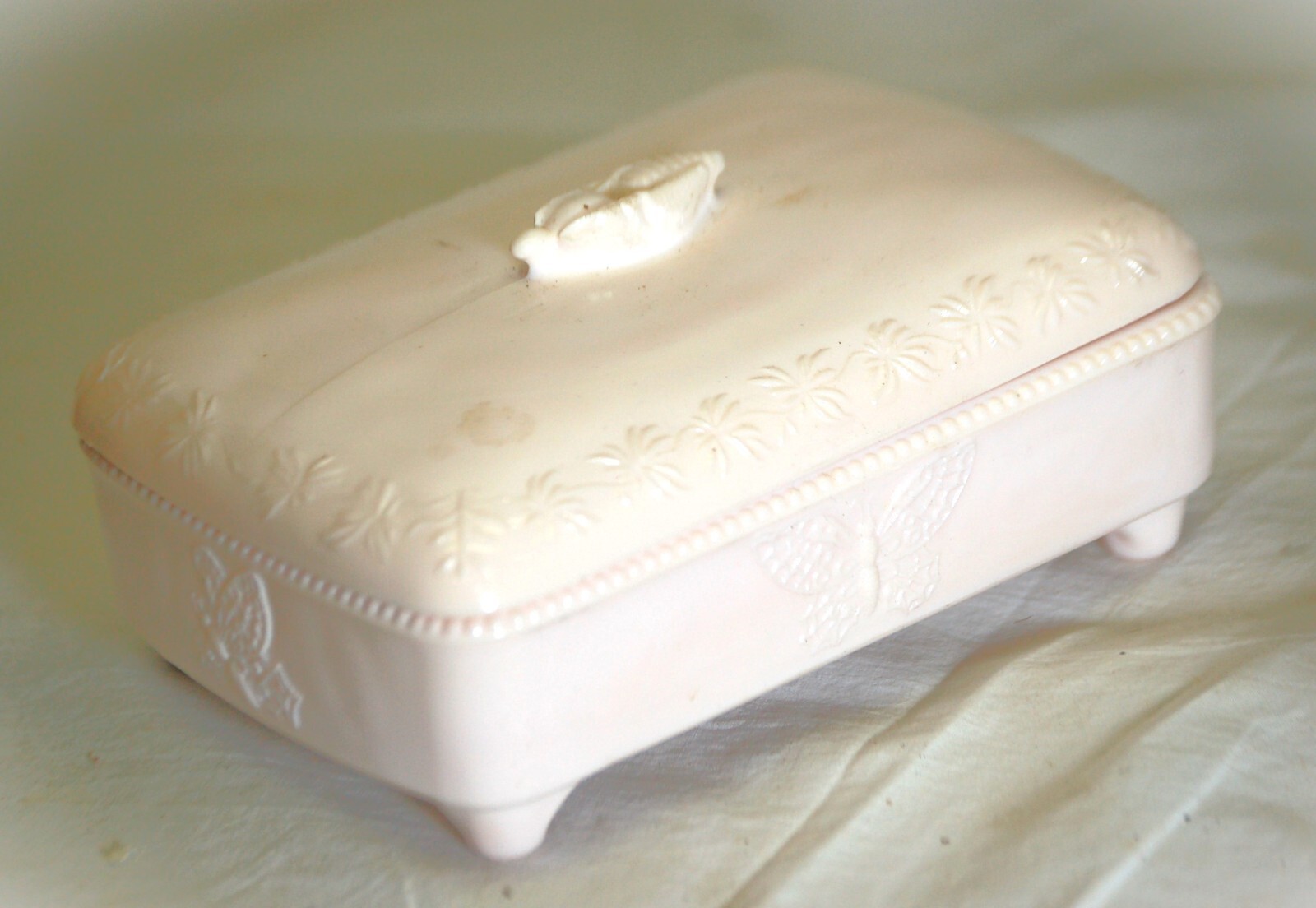 Jeannette Cigarette Box Butterfly Shell Pink Milk Glass