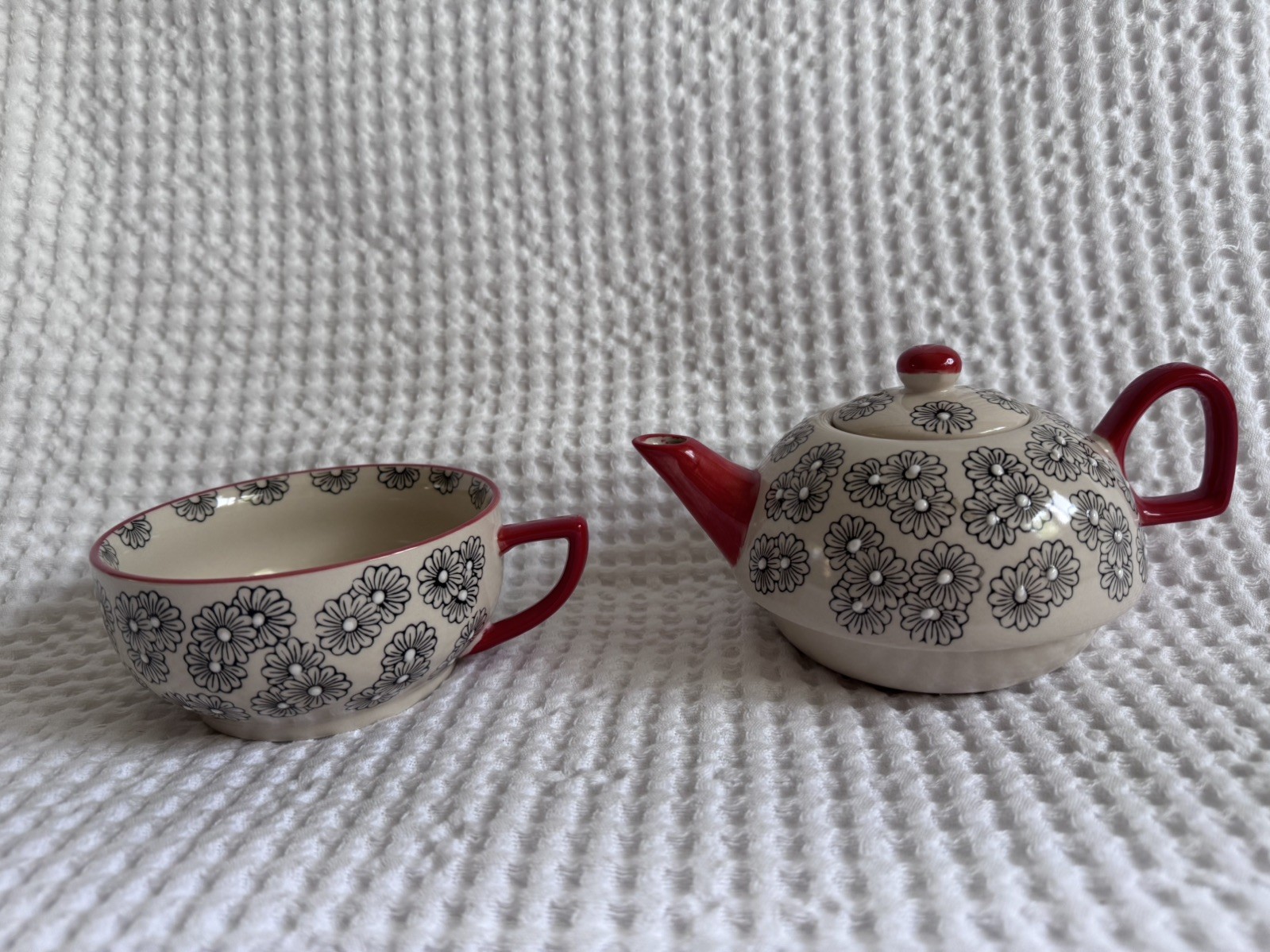 Yokohama Studio Hand Painted Whimsical Ceramic Teapot & Cup Mug Stacked Duo Set