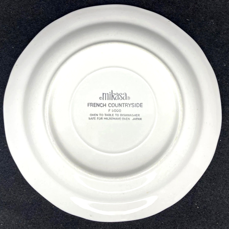SET OF 6 MIKASA FRENCH COUNTRYSIDE F9000 SALAD DESSERT Plates 7 7/8″ Stoneware