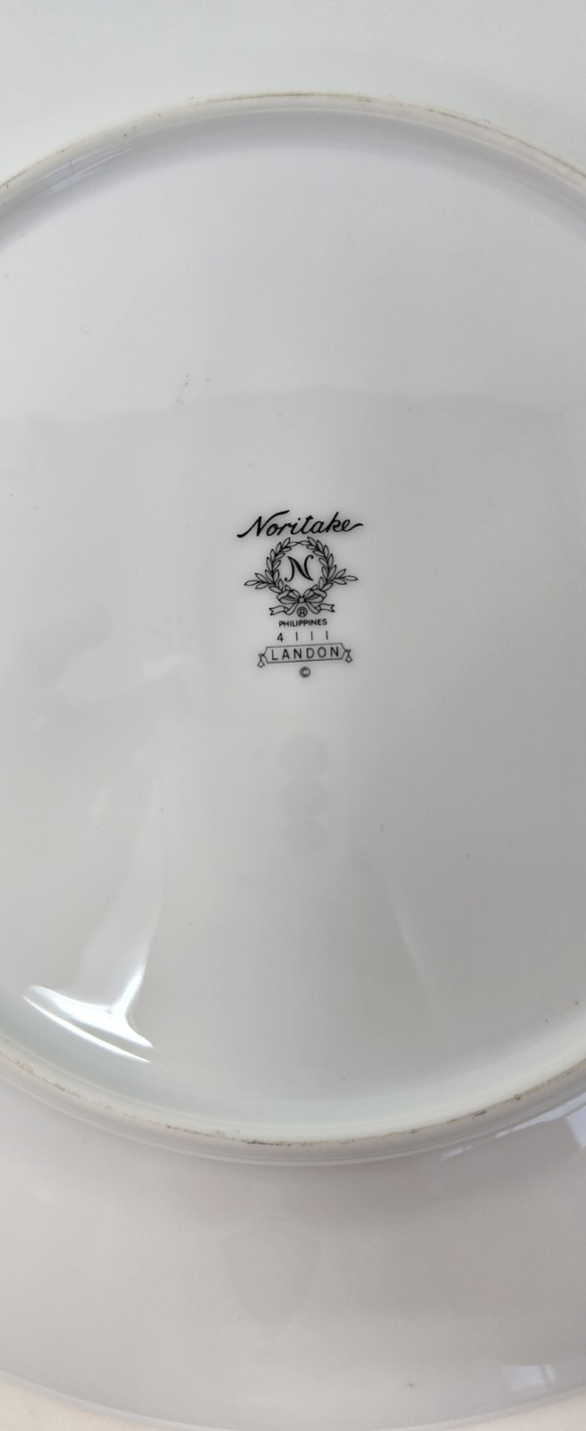 Noritake Landon 4111 Bone China 5-Piece Place Setting Floral Green & Gold Trim