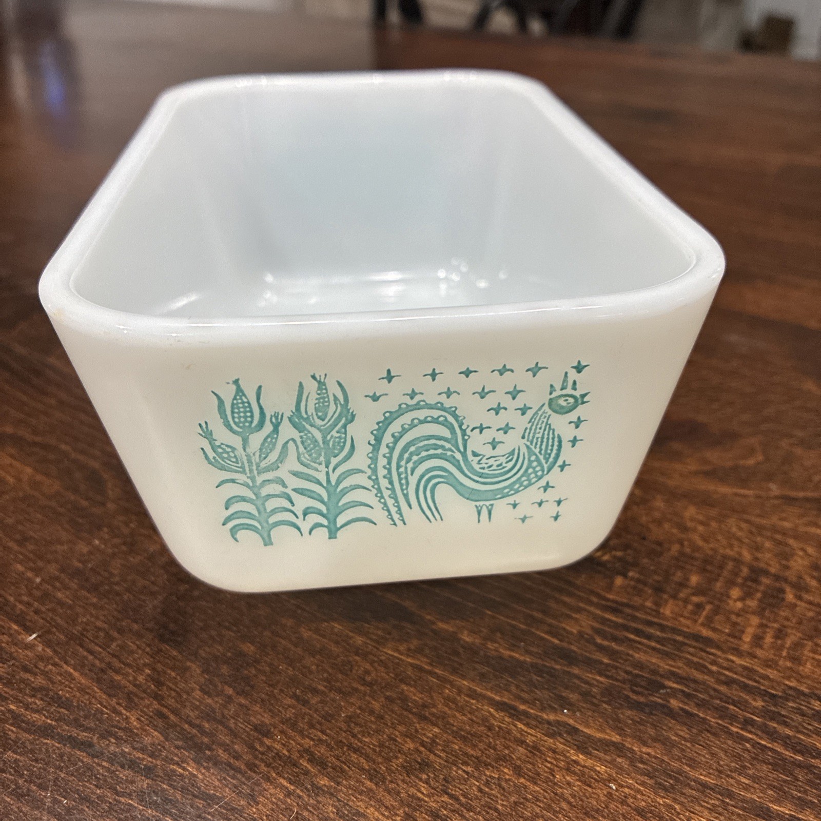 Vintage Pyrex 0502 1.5 pint Amish Butterprint Refrigerator Dish Turquoise NO LID