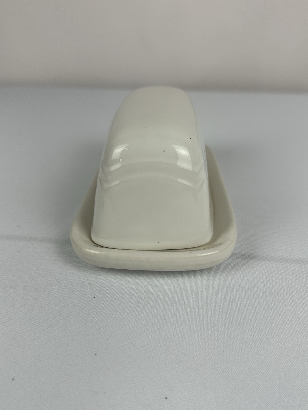 Pfaltzgraff Gazebo White Ceramic Covered Butter Dish USA Vintage #028