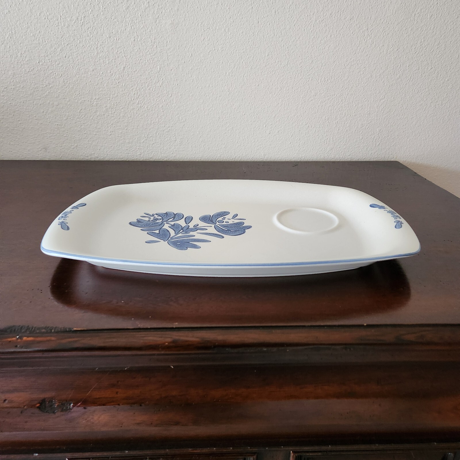 Pfaltzgraff Yorktowne 3 Serving Platters, Home Dining, Collectible Dishware