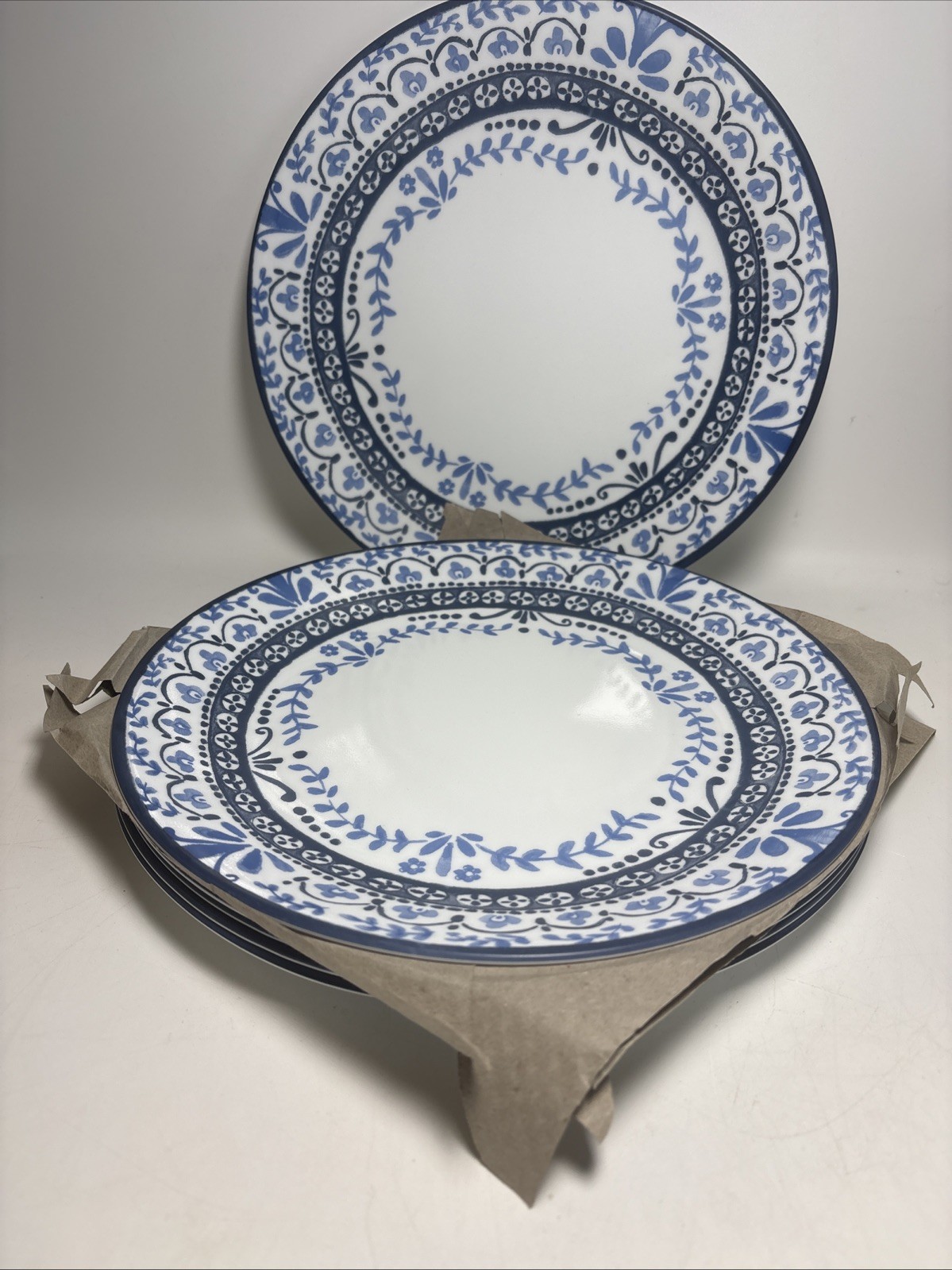 Corelle Vitrelle Blue Floral 6 Dinner Plates Set Chip Resistant