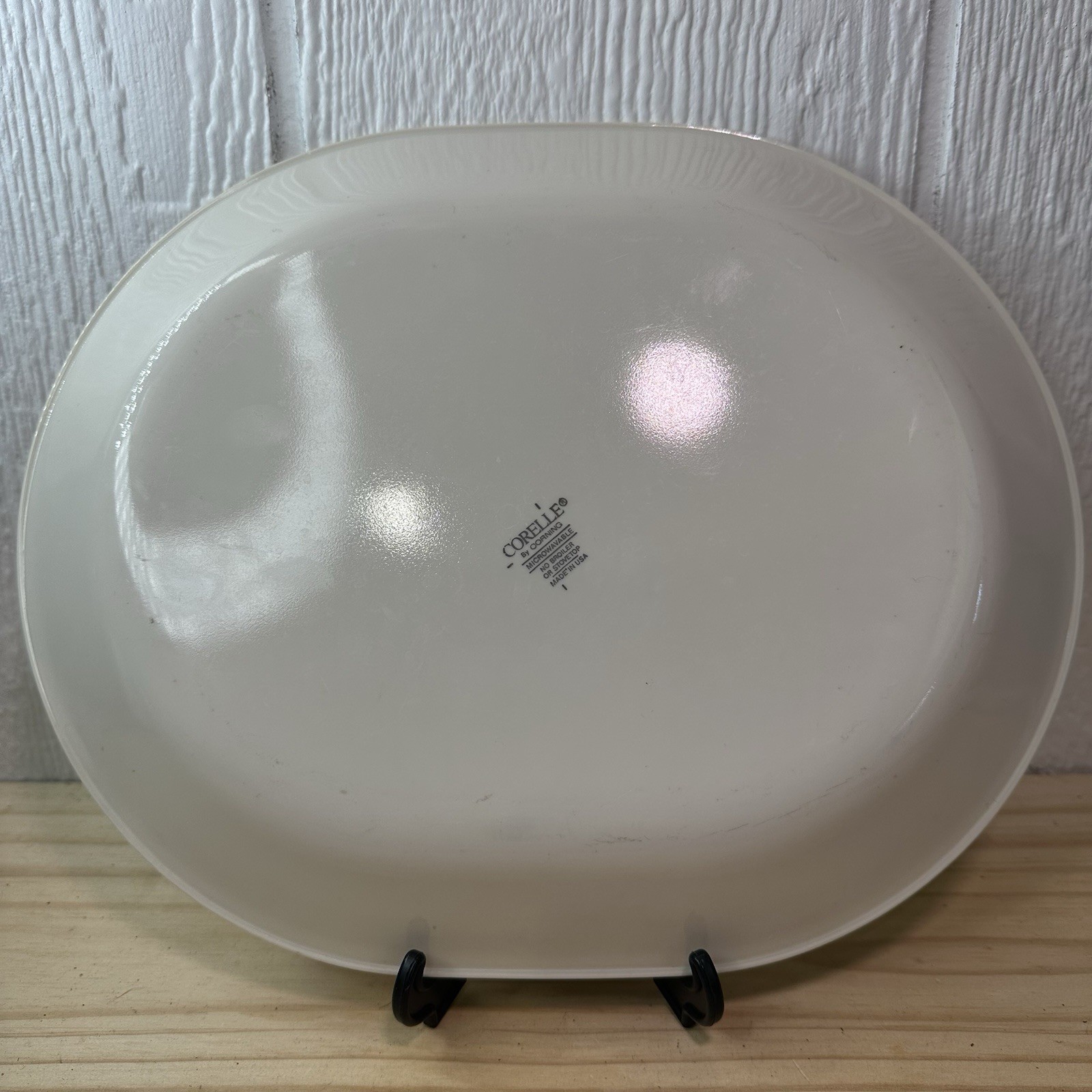 Corelle Hometown 12-1/4″ Oval Serving Platter Barn Hearts