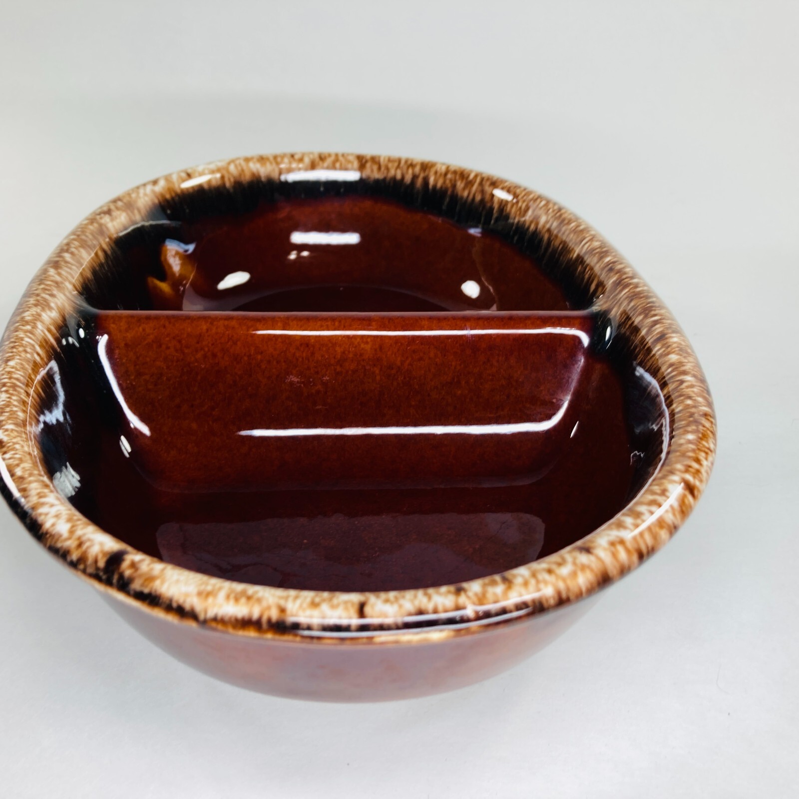 Vintage Hull H.P. Co Oven Proof Oval Divided Casserole – Brown Drip Pottery USA