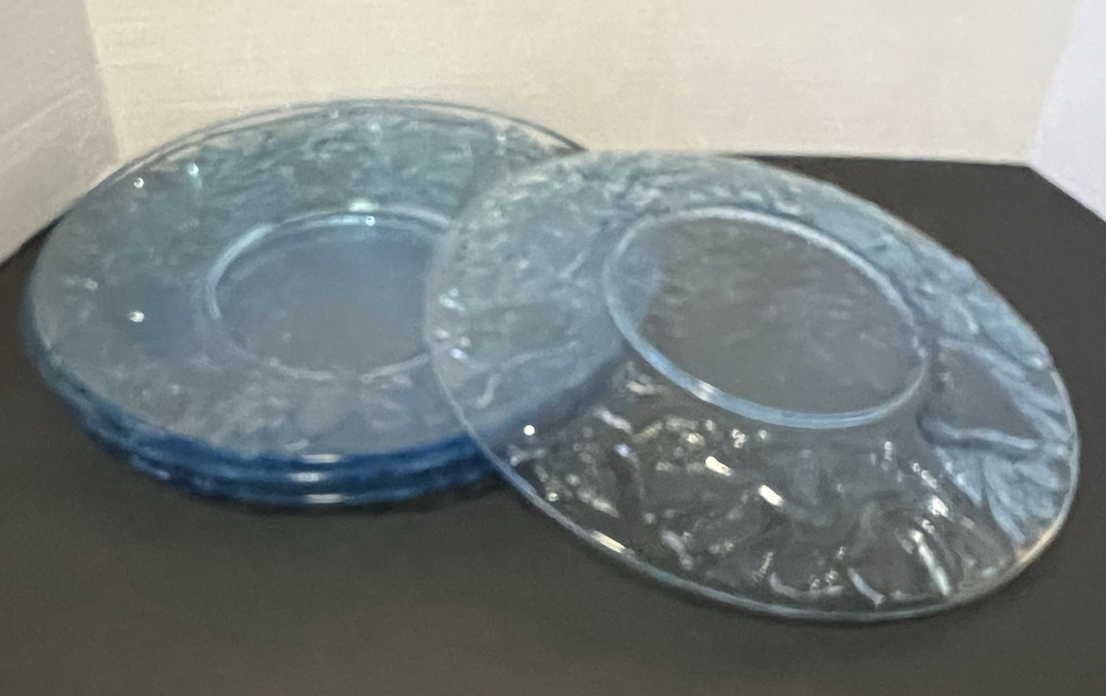 Set of 4 Vintage KIG Indonesia Blue Glass Dinner Plates Embossed Fruit 10.5”
