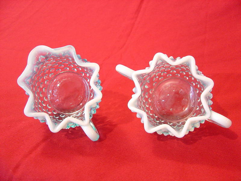 VINTAGE FENTON ART GLASS SUGAR CREAMER BLUE OPALESCENT HOBNAIL 2 PIECE SET