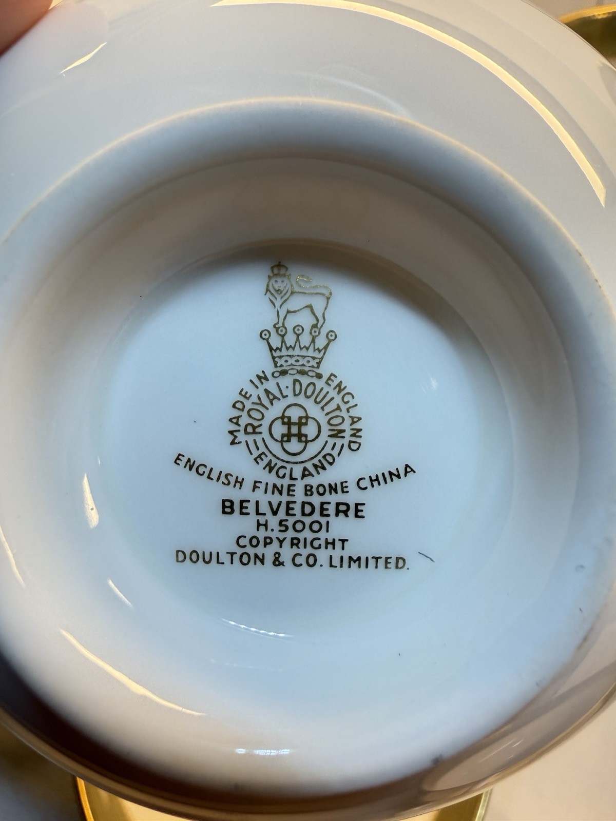 72pc Royal Doulton BELVEDERE H5001 China Set – Service for 12+ – Pristine Gold